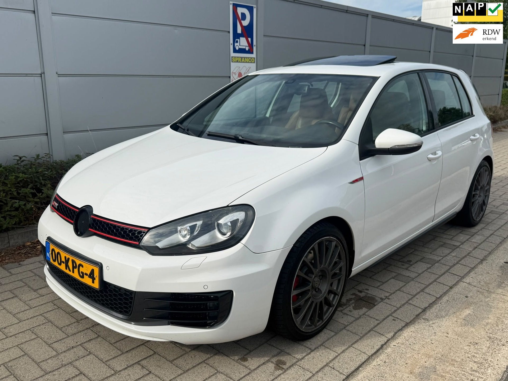 Volkswagen Golf 2.0 GTI / NAP / AUT, Euro 5, Gebruikt, 4 cilinders, Wit