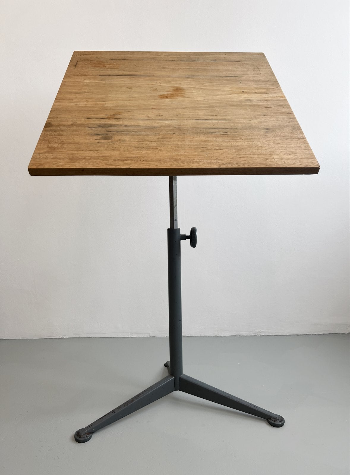 Friso Kramer 'Reiger' tekentafel - Ahrend de Cirkel, Ophalen, Gebruikt, Minder dan 130 cm