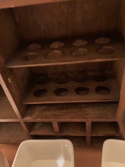 Foto 5 van Nederlandse kruidenkast uit de jaren 40