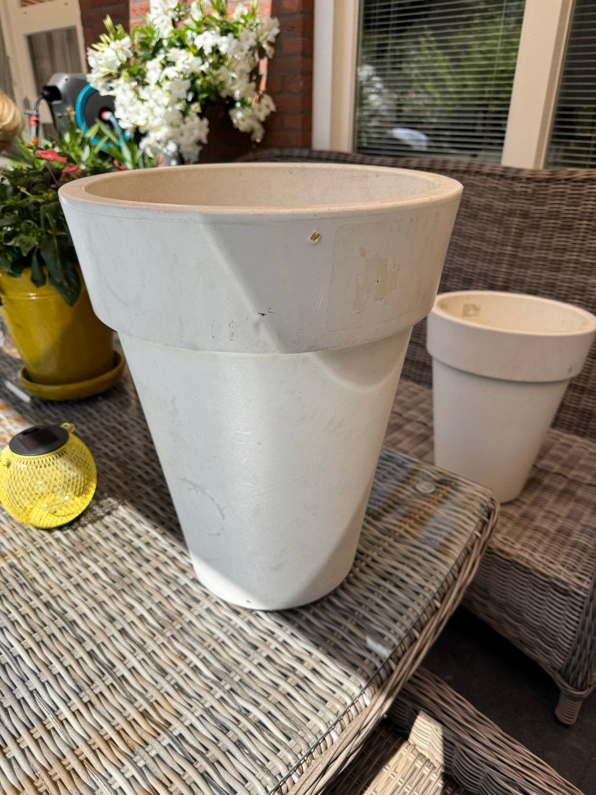 2x Elho bloempot 23 liter, Kunststof, Gebruikt, Balkon, Rond