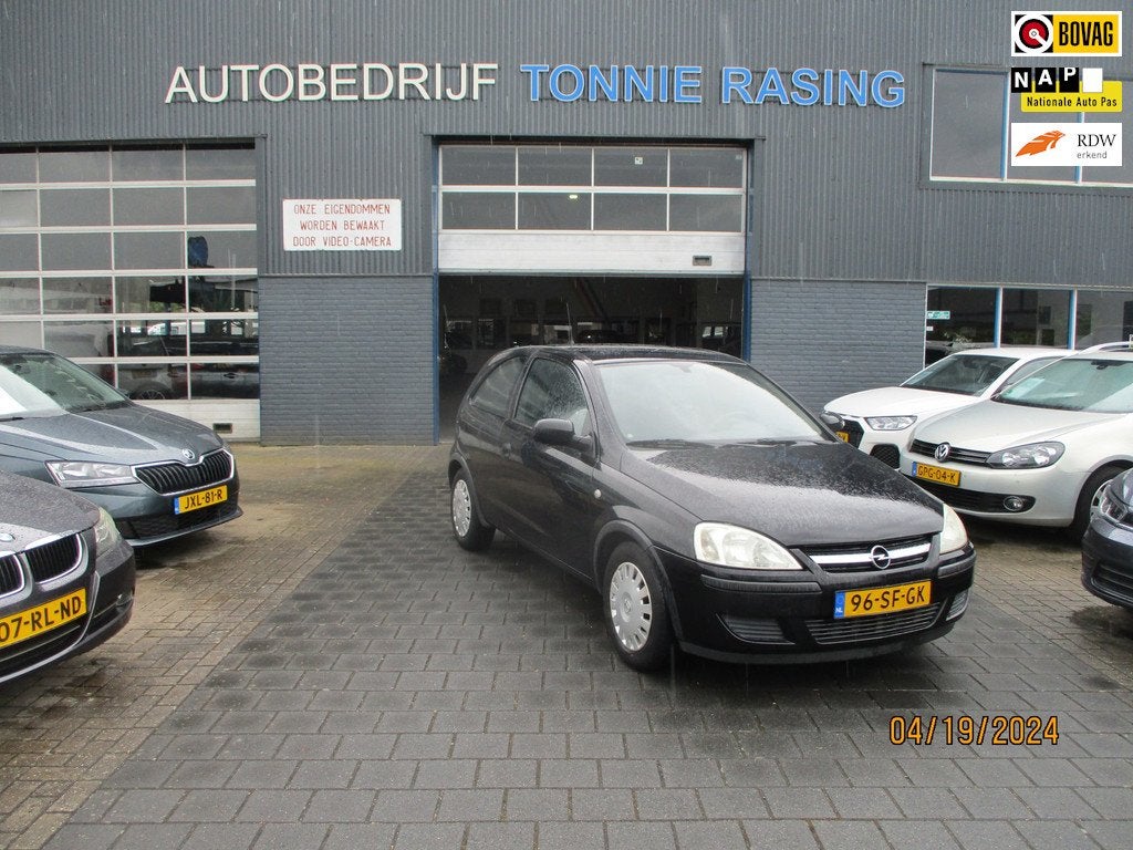 Opel Corsa 1.2-16V Essentia, Auto's, Voorwielaandrijving, 450 kg, Gebruikt, 31 €/maand