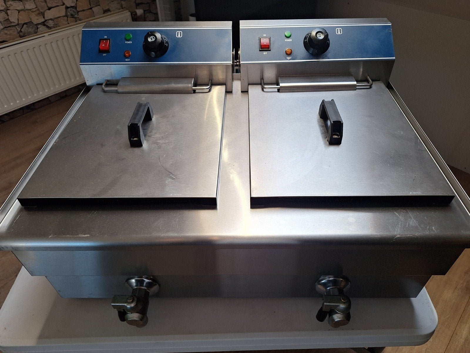 G-Line Friteuse 2 x 10 liter 1x gebruikt!, 4 liter of meer, Ophalen, Zo goed als nieuw, Duo-friteuse