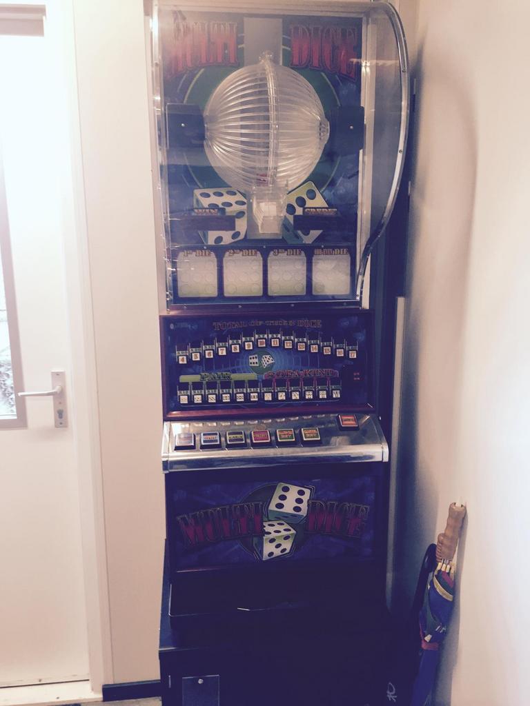 Vintage gokkast “Mutant Dice” – dobbelstenen automaat, Verzamelen, Automaten | Jukeboxen, Ophalen, Gebruikt, 1970 tot heden, Overige merken