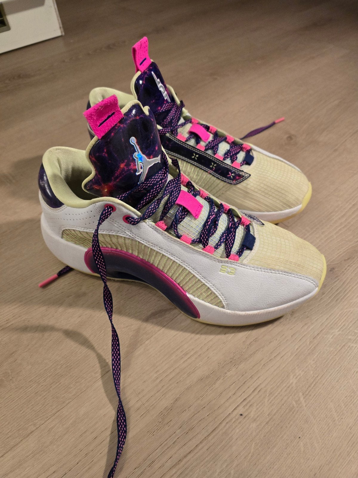 Air Jordan 35 Low Luka Doncic Cosmic Deception EU 44.5 |, Ophalen of Verzenden, Hardloopschoenen, Overige merken