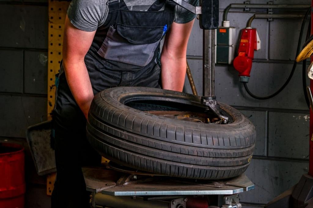 Banden Wisselen En Balanceren/Banden Reparatie, Ophalen of Verzenden