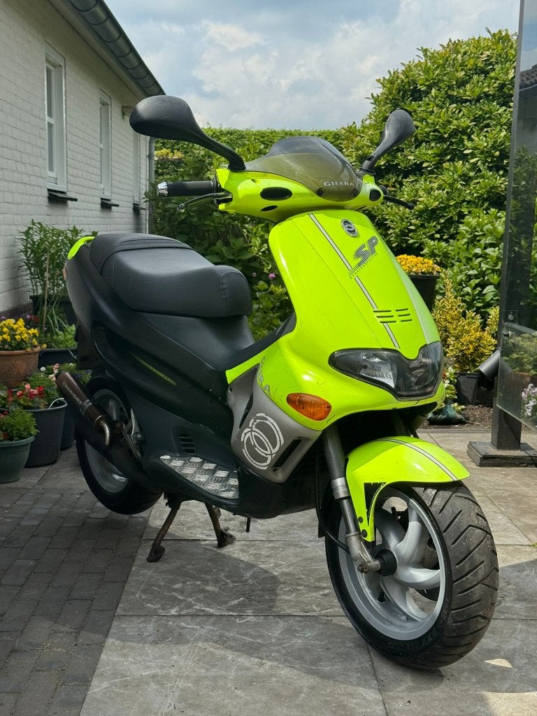 ⭐️Gilera runner sp dd fluor geel 2 takt terugloop Brom⭐️, Niet ingevuld, Niet ingevuld, Niet ingevuld