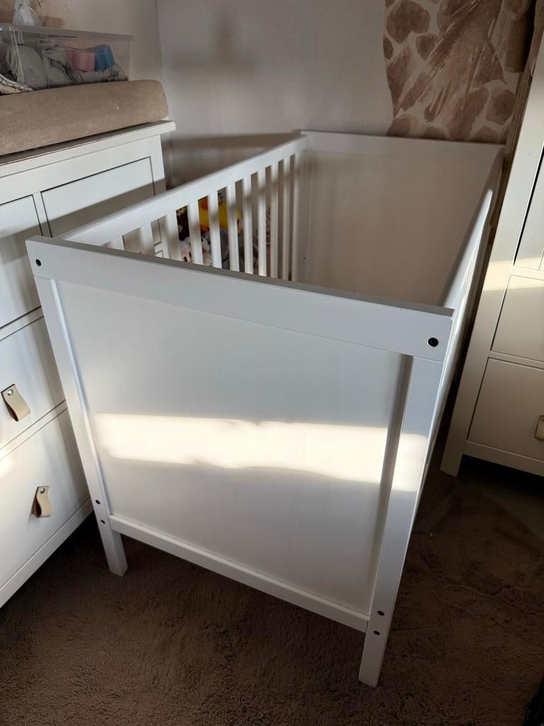IKEA Sundvik Ledikant en Aerosleep matras, Ophalen, Zo goed als nieuw, Ledikant