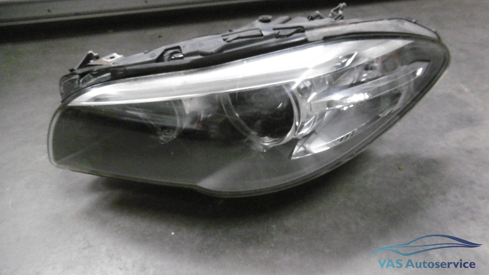 Bi-xenon  koplamp BMW 5-serie  7/2013 -  11/2016 Facelift LC, Gebruikt, -, Ophalen of Verzenden, -