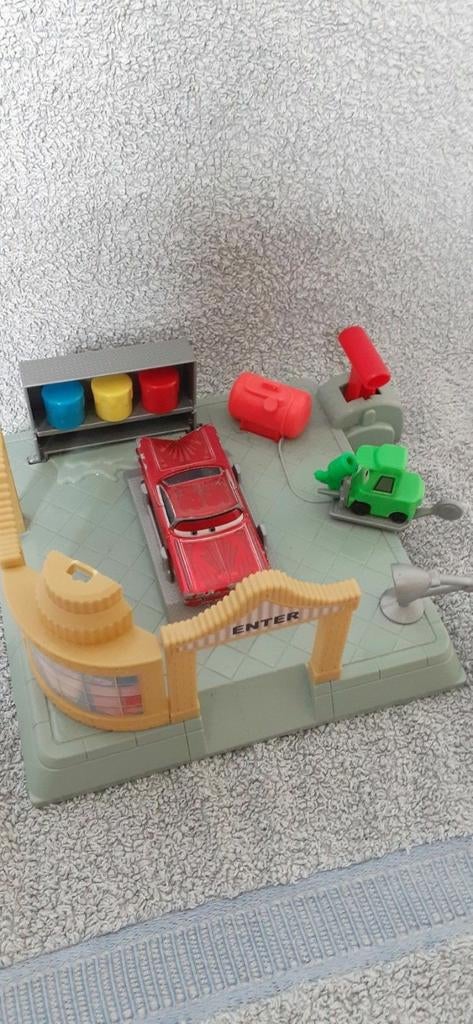 Disney Cars ramone's spuiterij, Kinderen en Baby's, Speelgoed | Overig, Ophalen, Zo goed als nieuw, Jongen of Meisje