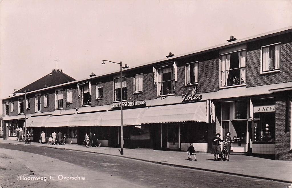 Overschie - Hoornweg met winkels (gel. 1958), Ophalen of Verzenden, 1940 tot 1960, Gelopen, Zuid-Holland