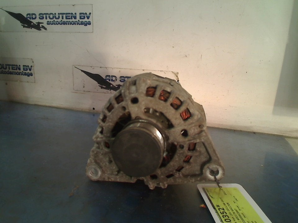 Dynamo Iveco New Daily V (2011-09/2014-02) 504385138, Gebruikt, Overige automerken, Iveco Magirus AG, Info@iveco-sw.de