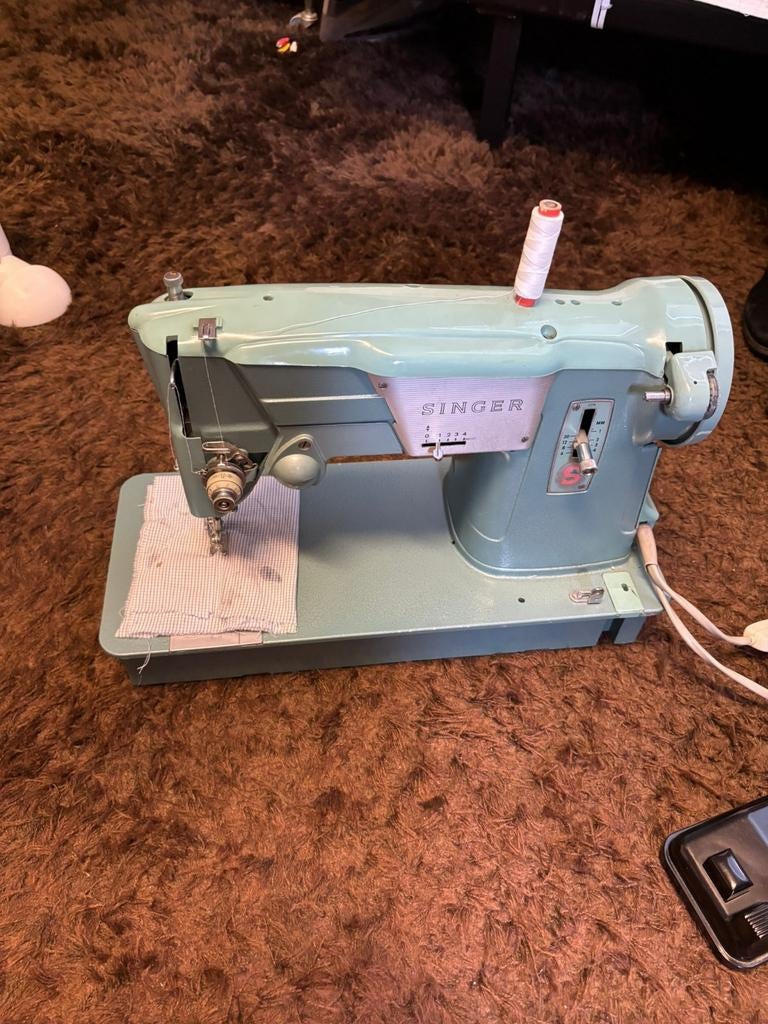 Singer naaimachine 327K jaren 60, Ophalen, Zo goed als nieuw, Naaimachine, Singer
