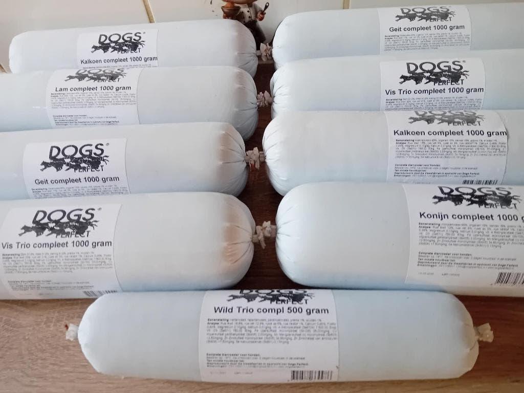 Nieuwe rollen perfect dog diepvries, Dieren en Toebehoren, Ophalen, Hond