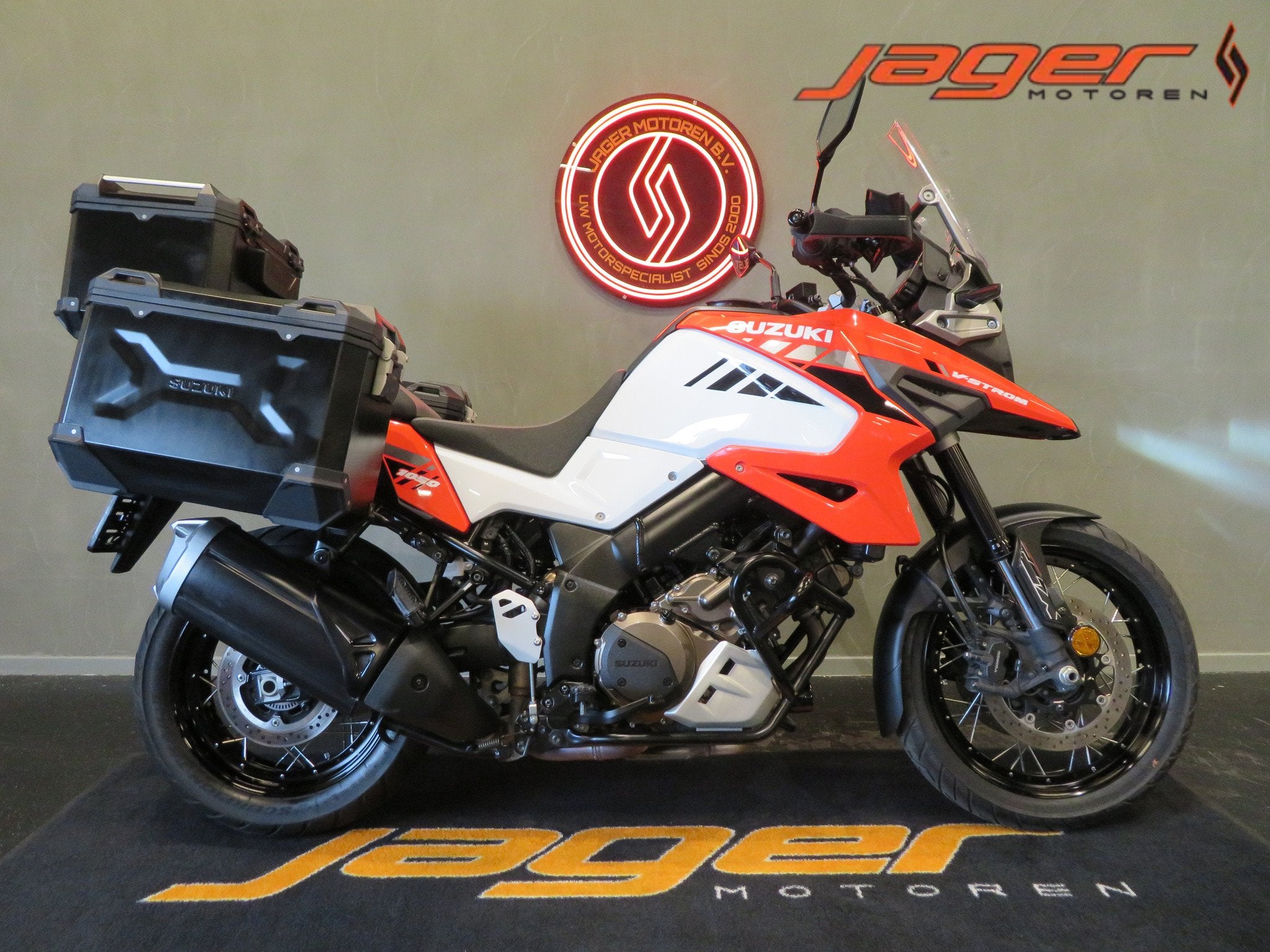 Suzuki DL 1050 V STROM XTA NIEUWSTAAT! (bj 2021), Motoren, Motoren | Suzuki, Bedrijf, Toermotor, 998 cc