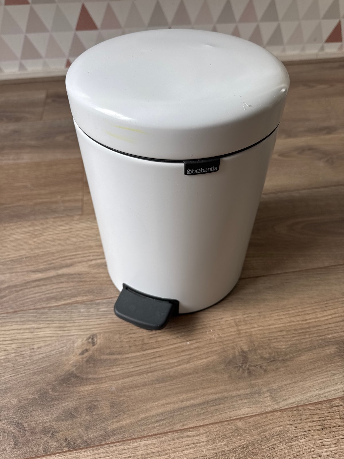 Brabantia pedaalemmer 5 liter wit, Gebruikt, Met pedaal, Ophalen of Verzenden, Minder dan 10 liter