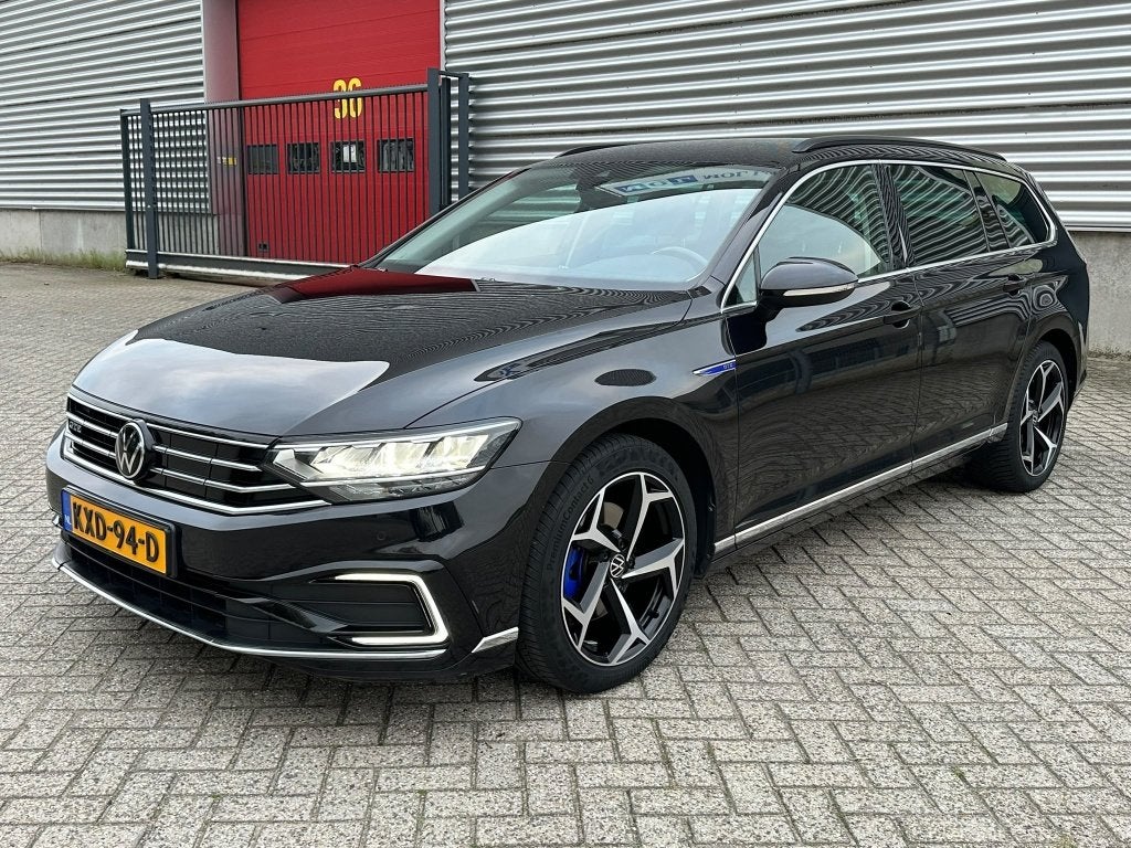 Volkswagen Passat 1.4 TSI PHEV GTE 218pk 6-DSG 2021 Zwart, Dealer onderhouden, Stof, 4 cilinders, 1650 kg