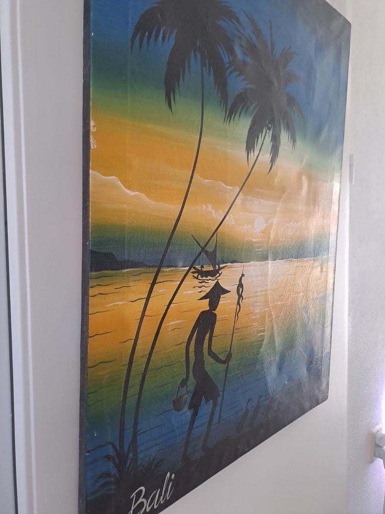 Schilderij Bali zonsondergang met palmboom en figuur, Antiek en Kunst, Ophalen of Verzenden