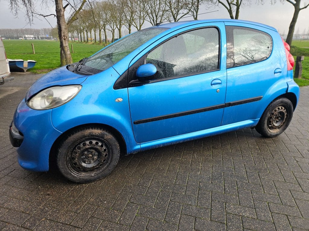 LINKERVOORDEUR PEUGEOT 107, Auto-onderdelen, Carrosserie en Plaatwerk, Niet ingevuld, Gebruikt, Deur, Ophalen of Verzenden