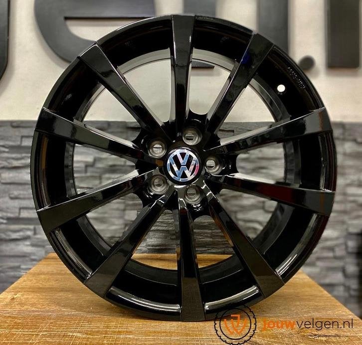 Volkswagen Polo Audi A1 Seat velgen 17 inch opt. met banden., Niet ingevuld, Velg(en), Niet ingevuld, Nieuw