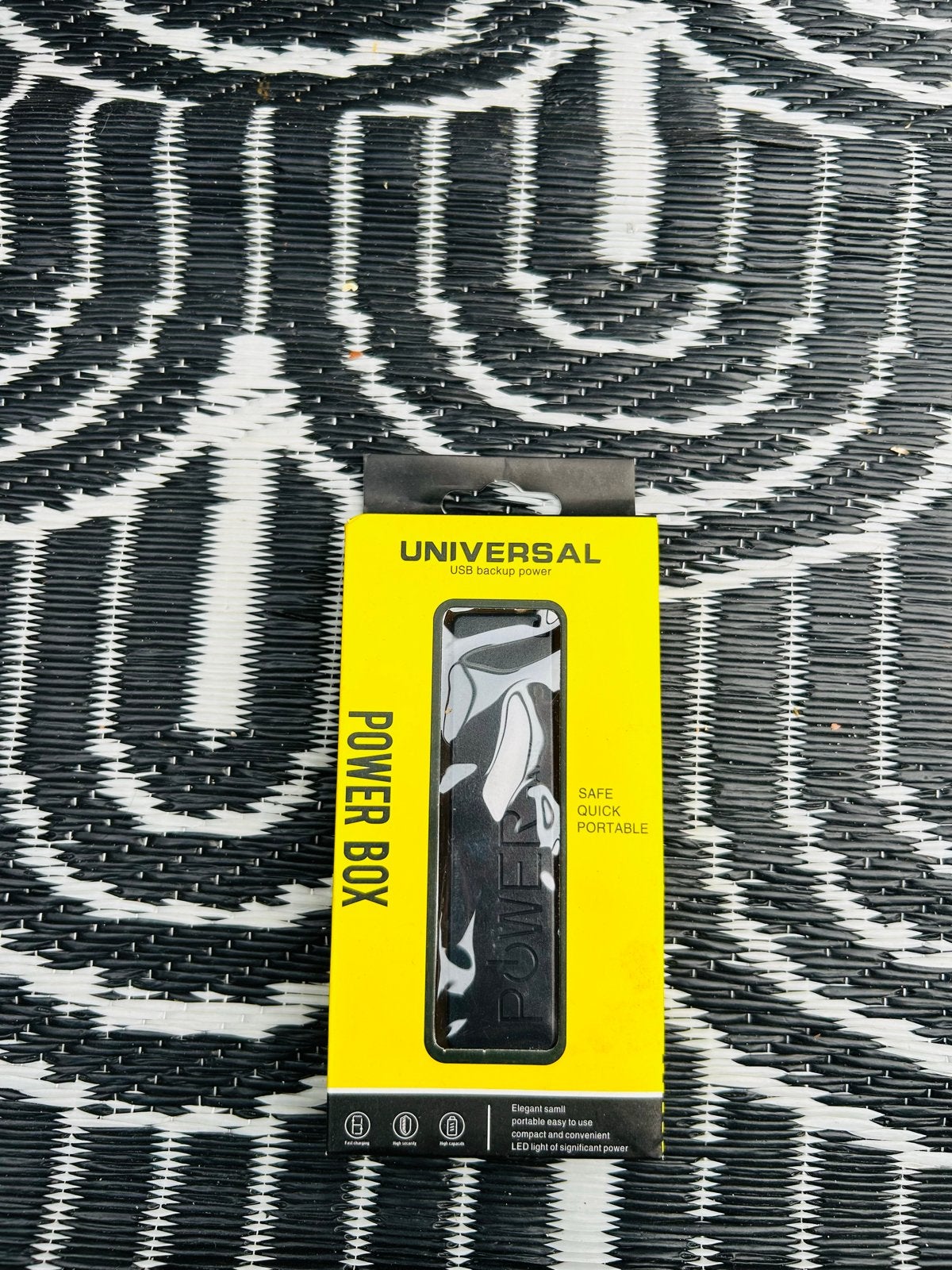 Powerbanks in diverse kleuren en maten, Ophalen, Zo goed als nieuw