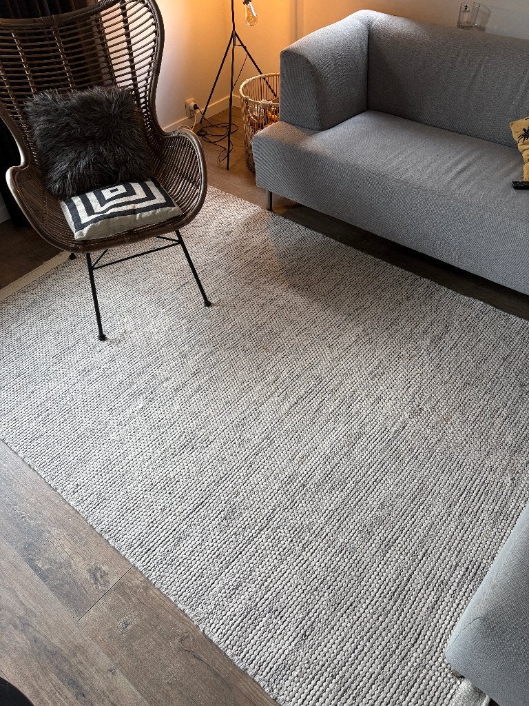 Vloerkleed 240 x 170, Ophalen, 150 tot 200 cm, 200 cm of meer, Zo goed als nieuw
