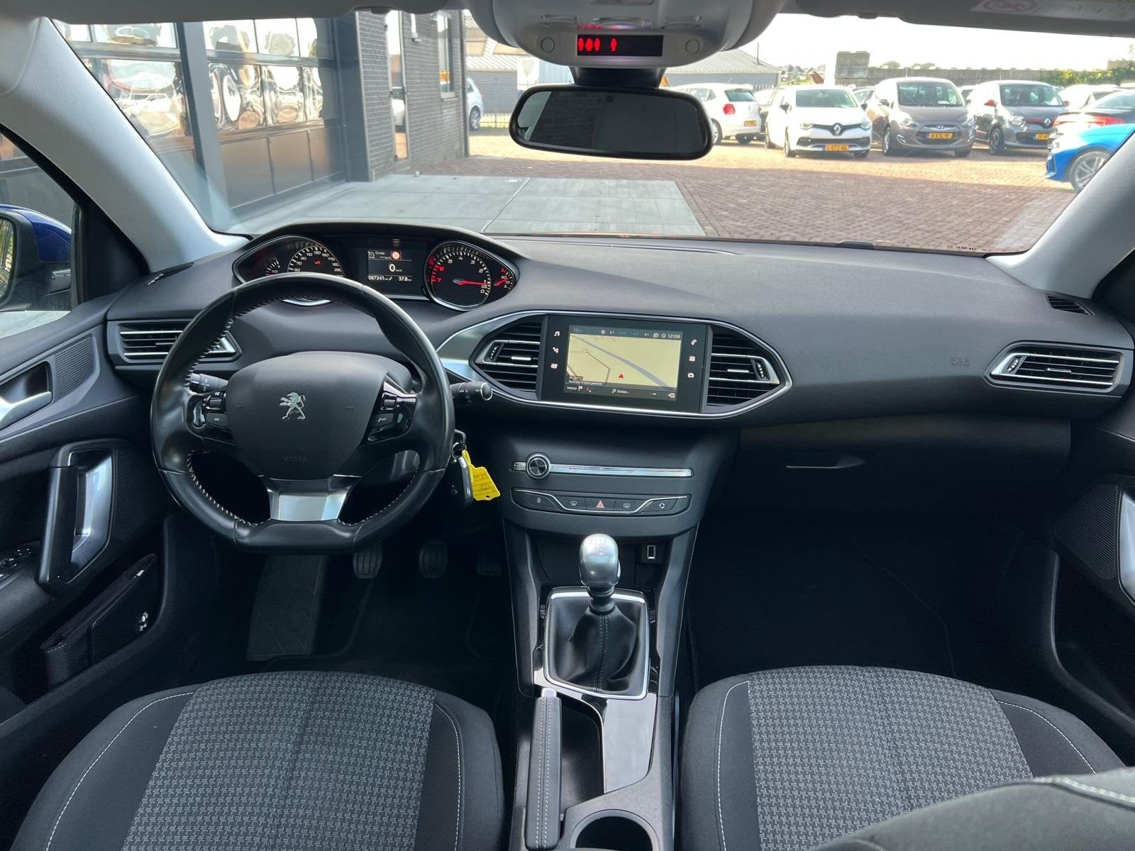 Peugeot 308 SW 1.2 PureTech Blue Lease Executive | Pano | Na, Auto's, Voorwielaandrijving, Stof, Gebruikt, Euro 6