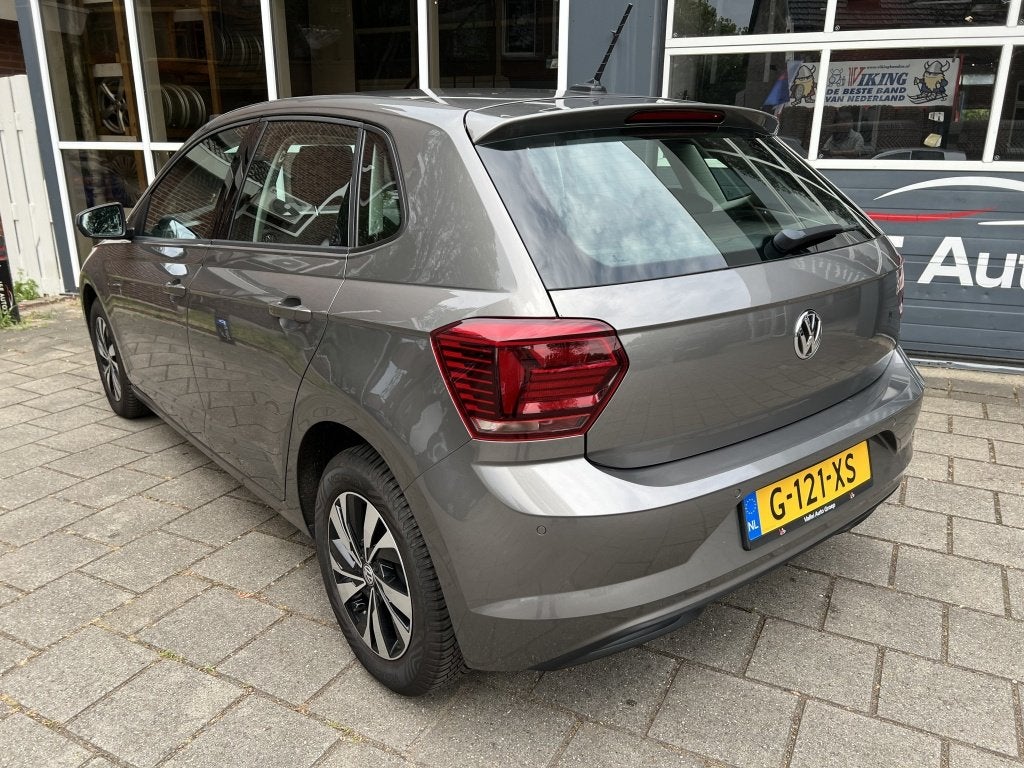 Volkswagen Polo 1.0 TSI Comfortline Automaat (bj 2020), Auto's, Dealer onderhouden, Stof, Gebruikt, Euro 6