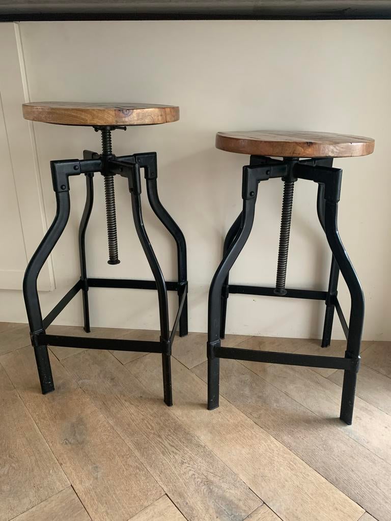 Set van 2 industriële barkrukken - Hout en Metaal, Ophalen, Gebruikt, In hoogte verstelbaar, 60 tot 90 cm