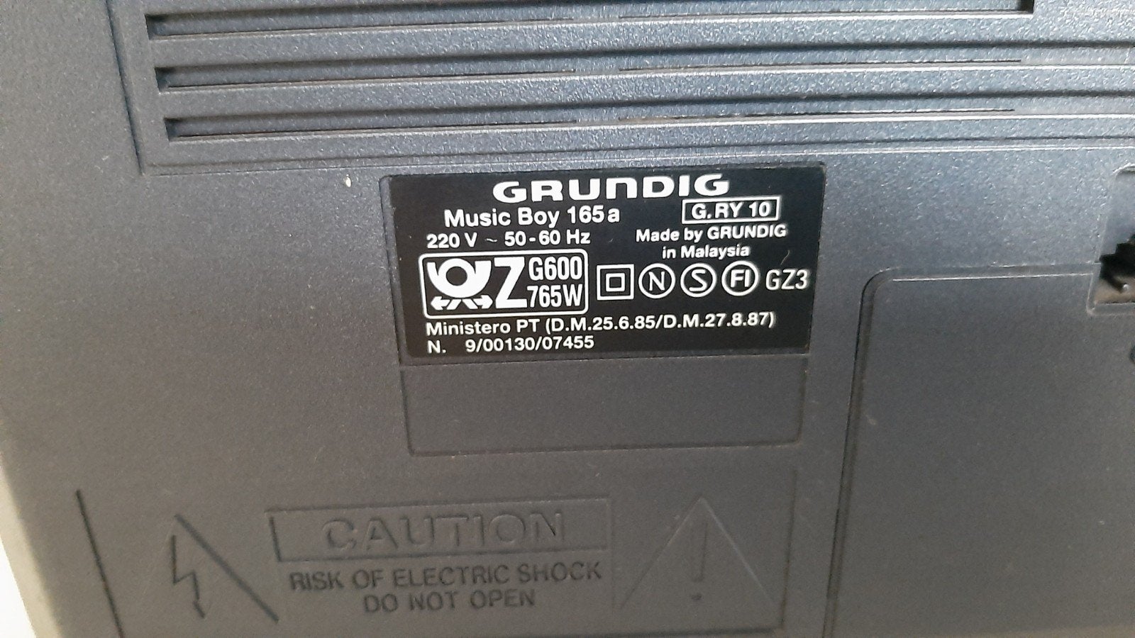 Grundig Music Boy 165a Radio - Vintage Draagbare Radio, Ophalen of Verzenden, Zo goed als nieuw, Radio