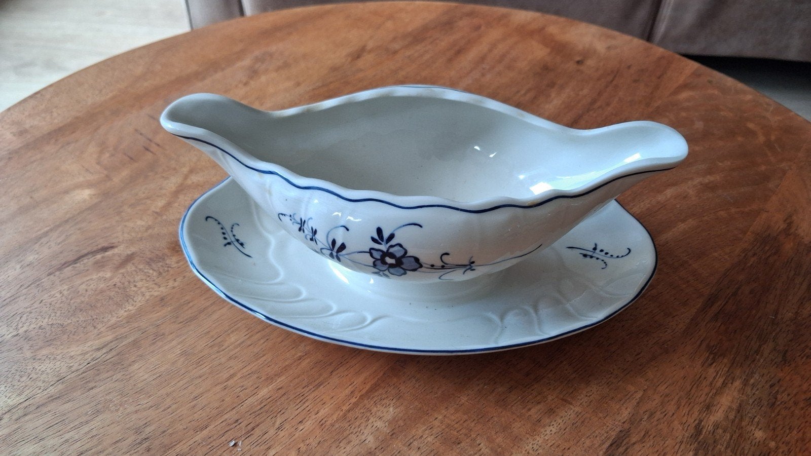 Mooie JUS/SAUS-SCHAAL, VILLEROY&BOSCH, Ophalen of Verzenden