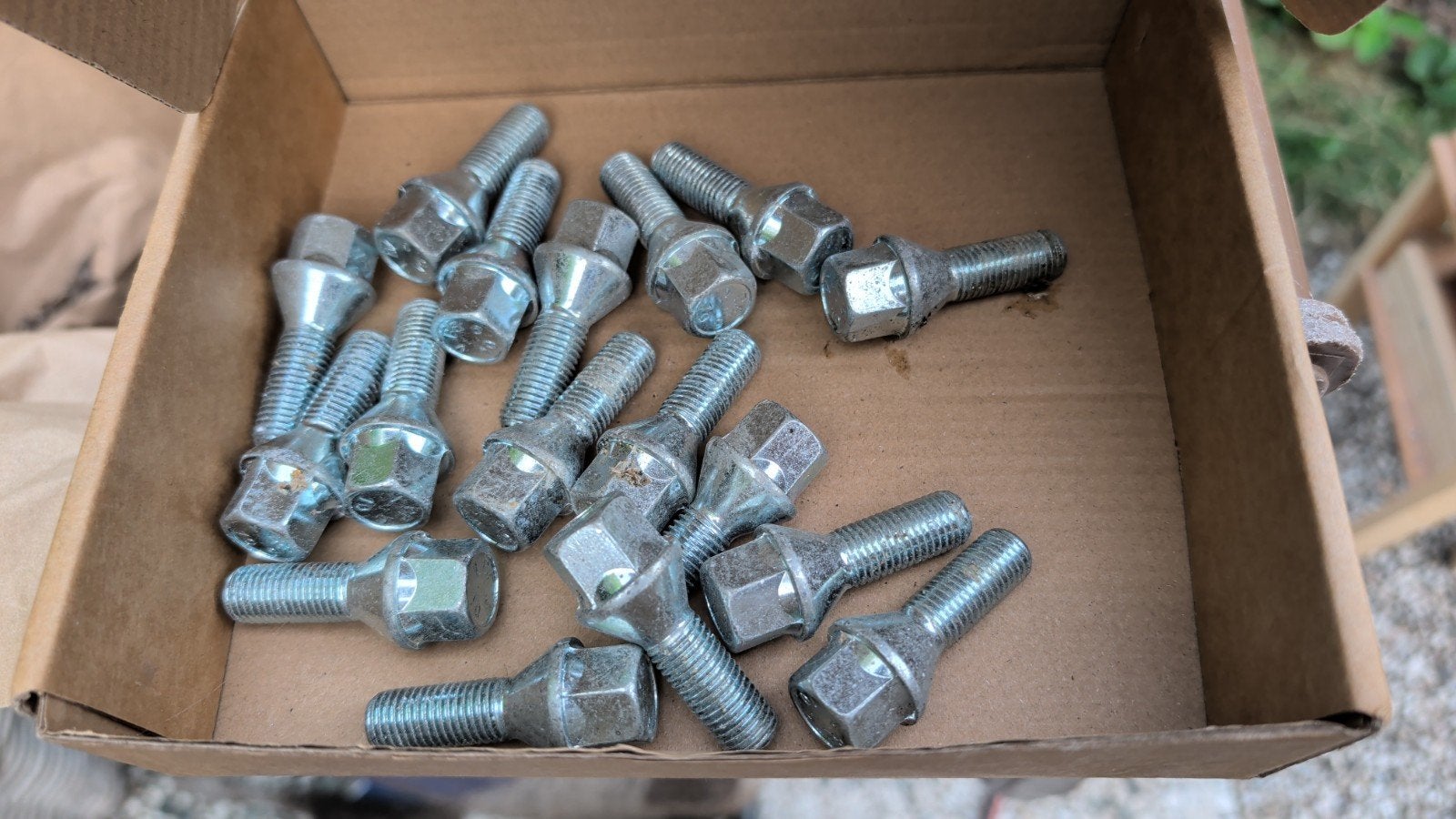Set van 17 Wielbouten, Auto-onderdelen, Klein materiaal, Ophalen of Verzenden