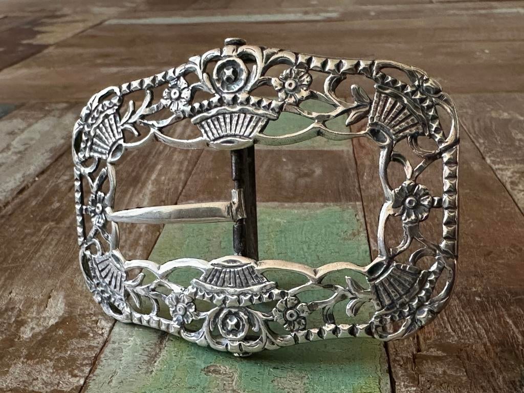 Antieke Nederlandse zilveren gesp 1826 833 zilver - groot, Ophalen of Verzenden, Zilver