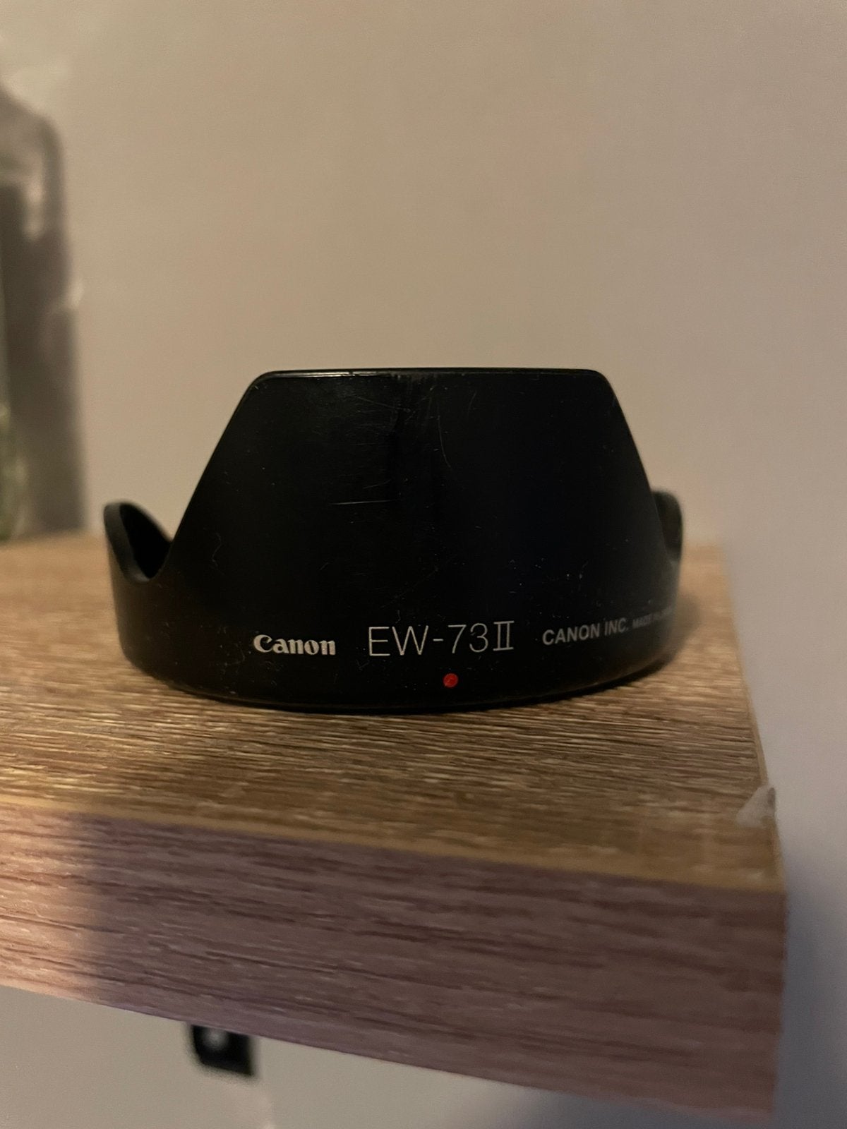Canon EW-73 II zonnekap, Ophalen, Zo goed als nieuw, 50 tot 60 mm