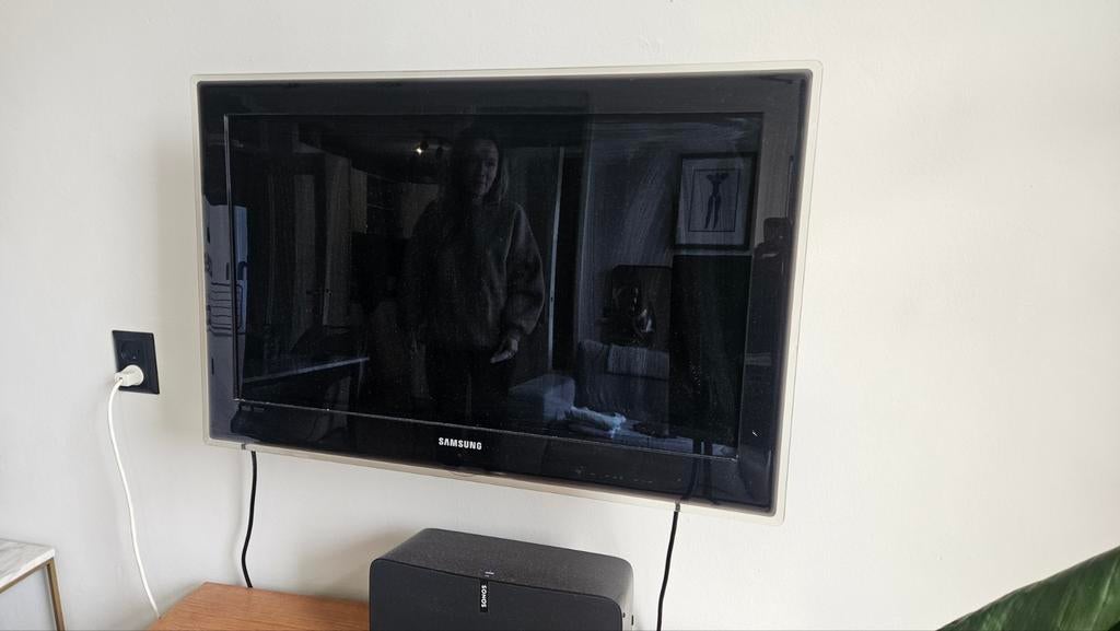 Samsung 32' en wandbeugel van Vogel's, Ophalen of Verzenden, 100 cm of meer, 50 Hz, Samsung