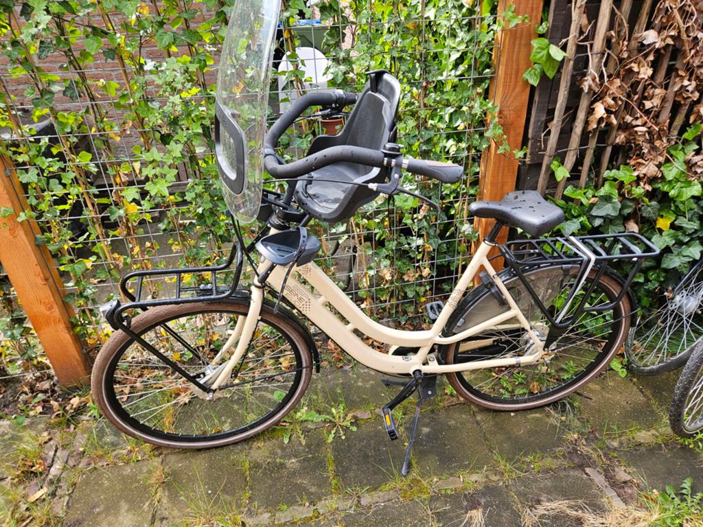 Moederfiets met kinderzitje en windscherm, Fietsen en Brommers, Fietsen | Dames | Moederfietsen, Overige merken, Velgrem, Ophalen of Verzenden