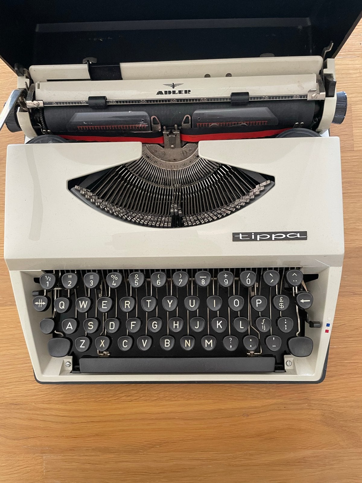 Adler Tippa vintage typemachine in koffer typewriter, Diversen, Typemachines, Ophalen of Verzenden