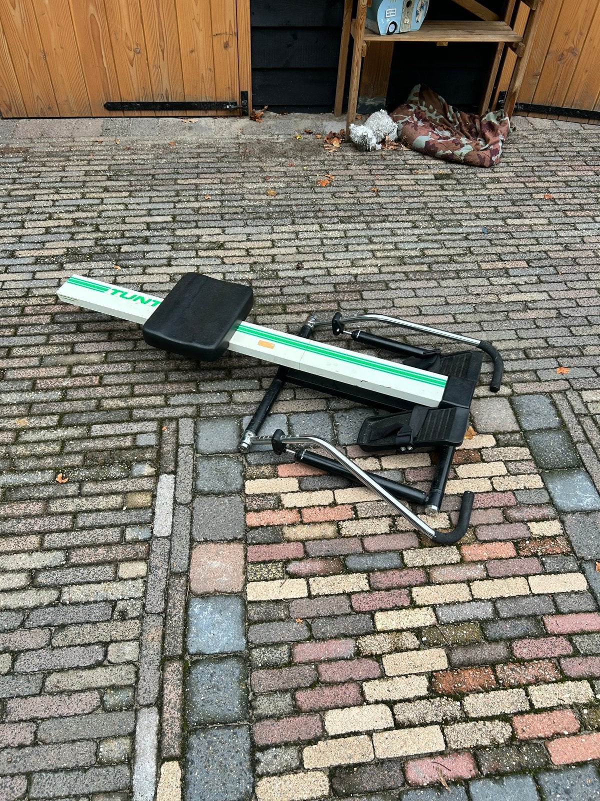 T.E.A.B.  Tunturi Roeimachine - Gebruikt maar Functioneel, Ophalen, Gebruikt, Armen, Metaal