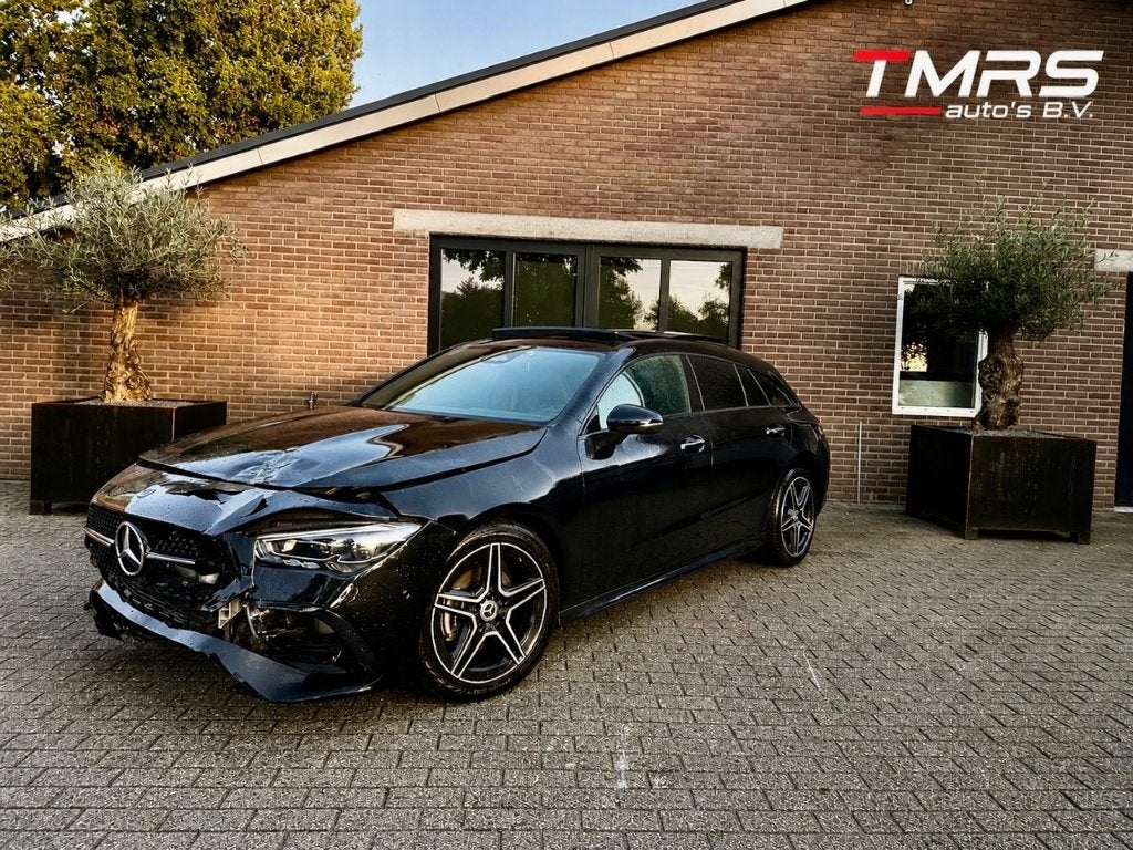 MERCEDES-BENZ CLA 180 Shooting Brake PANORAMADAK Ambiance, Munchen, Zwart, Mercedes-Benz, Stationwagon
