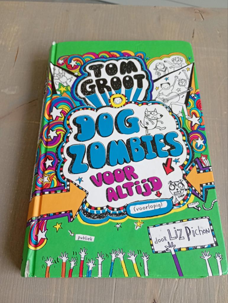 Liz Pichon - Dogzombies voor altijd, Gelezen, Ophalen of Verzenden, Fictie, Liz Pichon