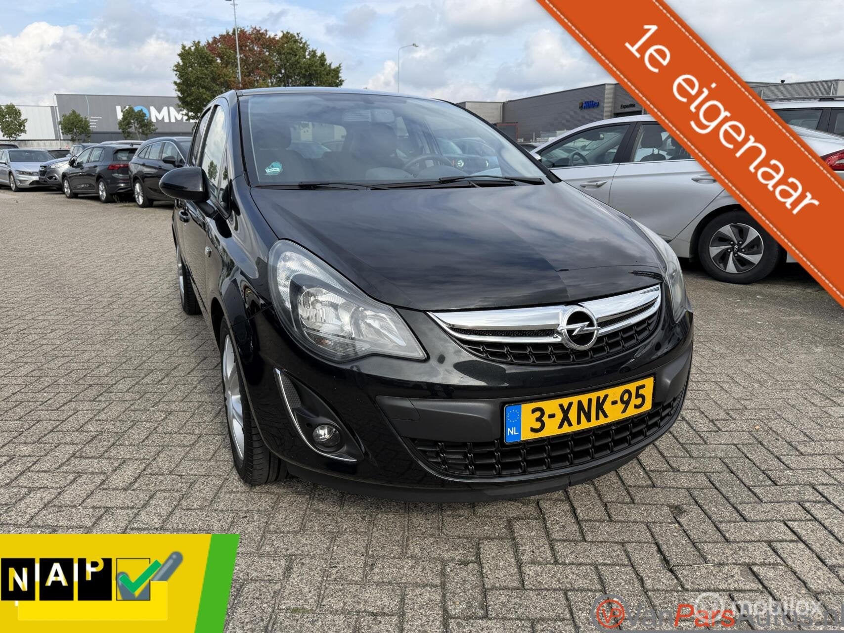 Opel Corsa 1.2-16V BlitZ,Clima,Cruise,Navi,5drs,1e eigenaar, Auto's, Voorwielaandrijving, Gebruikt, 750 kg, 4 cilinders