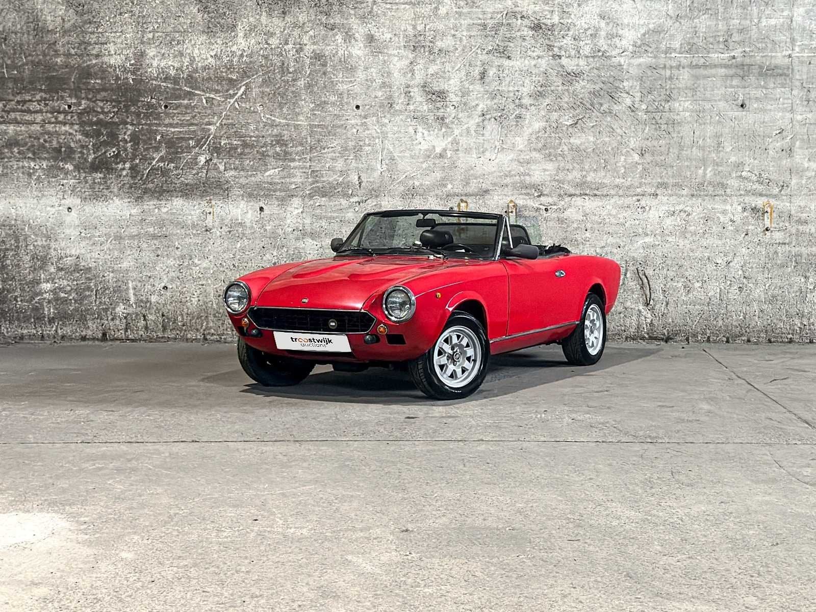 Fiat Spider 2000 H5 105pk 1983, 77-XR-TP, Auto's, Overige modellen, 4 cilinders, Cabriolet, Bedrijf