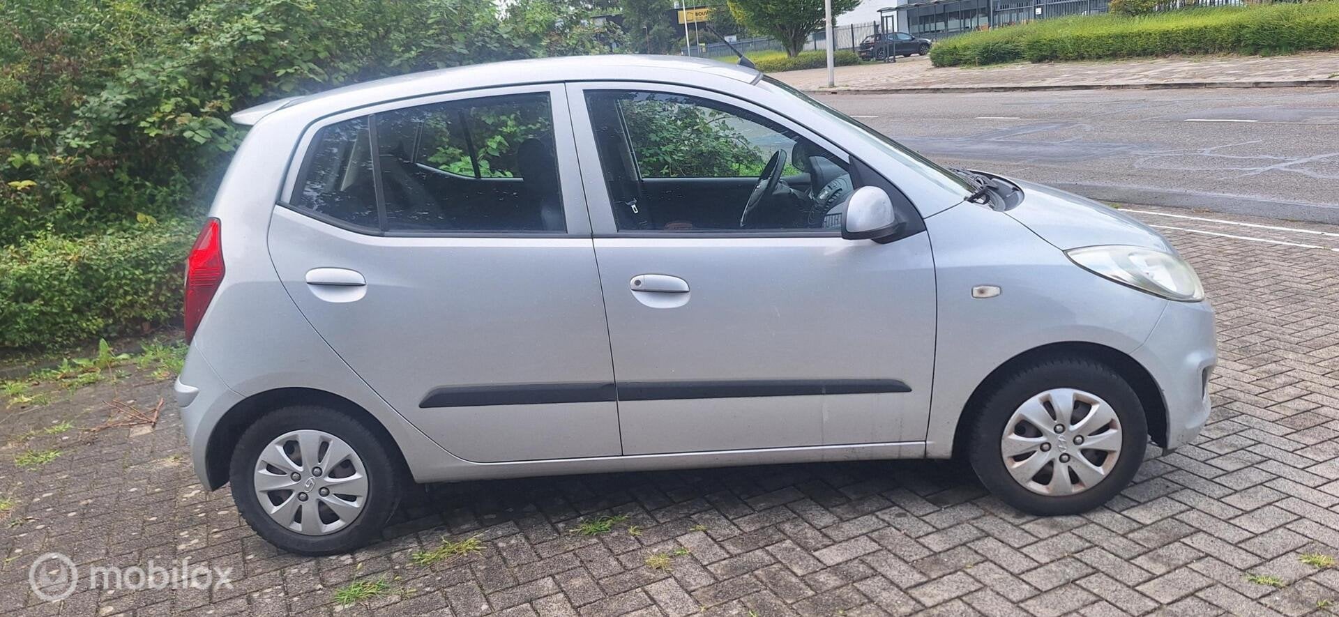 Foto 8 van Hyundai i10 1.1 i-Drive Cool