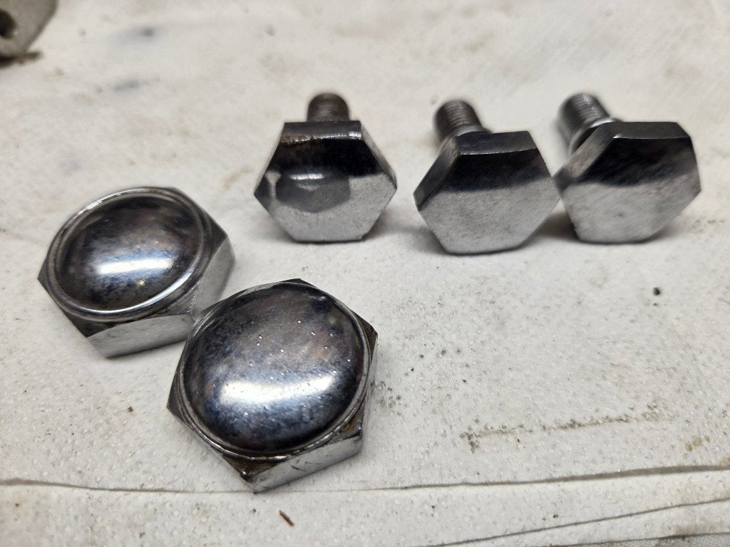 Honda SS50 CD50 voorvork bout balhoofdmoeren? chroom, Ophalen, Zo goed als nieuw, Overige typen, Overige merken