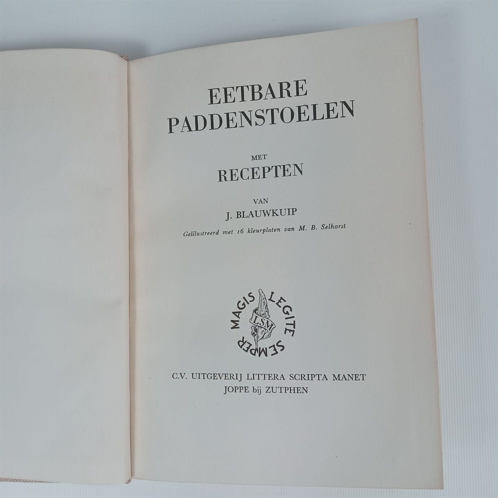 Eetbare Paddenstoelen met Recepten - J. Blauwkuip, Gelezen, J. Blauwkuip, Ophalen of Verzenden, Hoofdgerechten