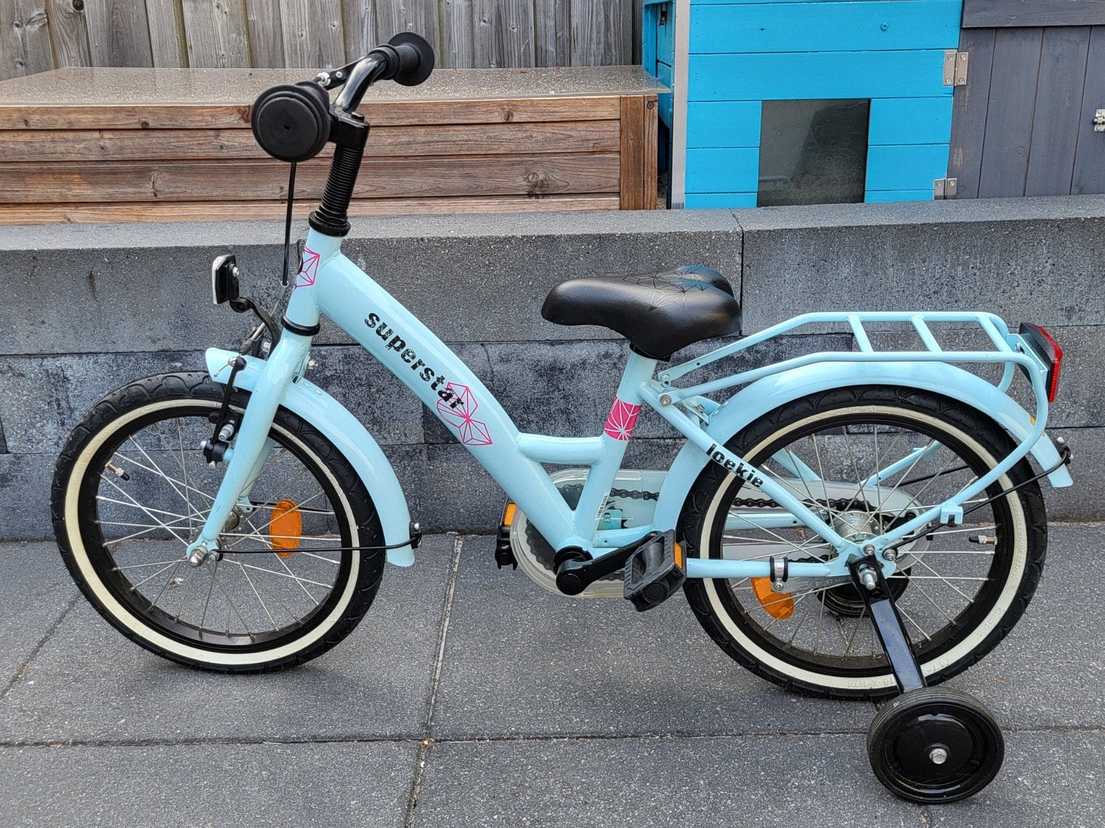 Loekie Superstar 16 inch kinderfiets met zijwieltjes, Ophalen, Terugtraprem, Zijwieltjes, 16 tot 20 inch