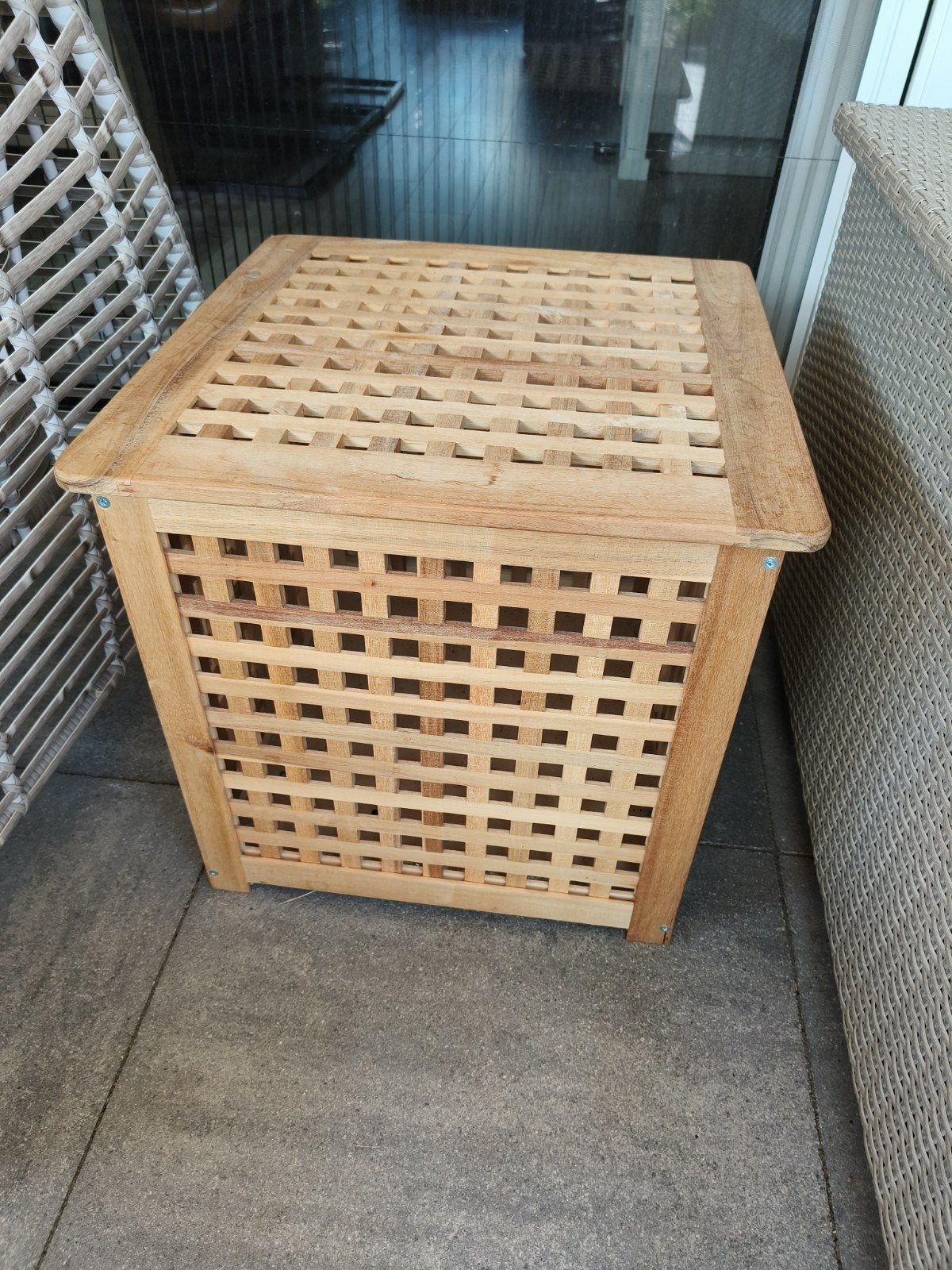 Houten mand/ tafeltje Ikea, Ophalen, Minder dan 50 cm, Gebruikt, Minder dan 50 cm