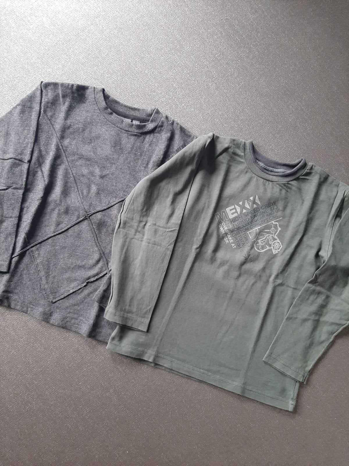 2 Jongens shirts  Maat 122-128 mexx groen en grijs, Kinderen en Baby's, Mexx, Gebruikt, Ophalen of Verzenden, Shirt of Longsleeve