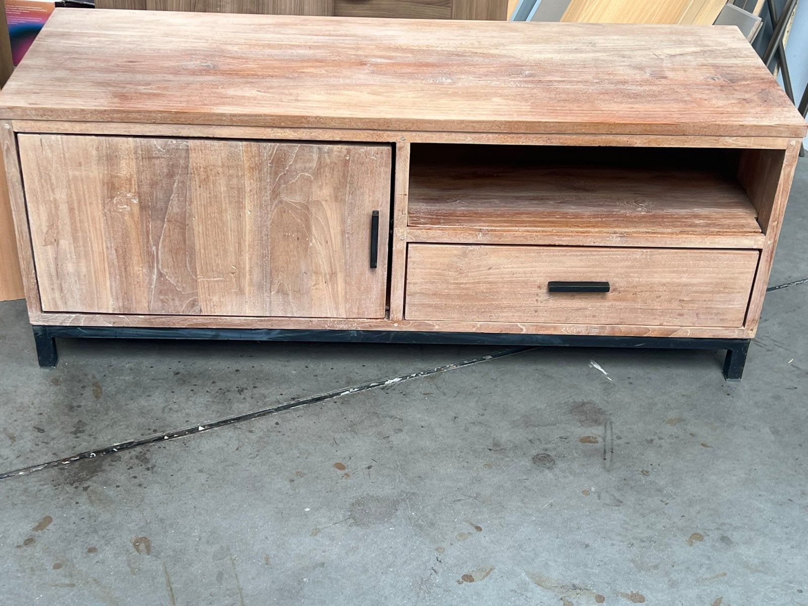 Houten TV-meubel met lade en kastje - 140x50x55 cm, Ophalen, Gebruikt, 100 tot 150 cm, Nvt