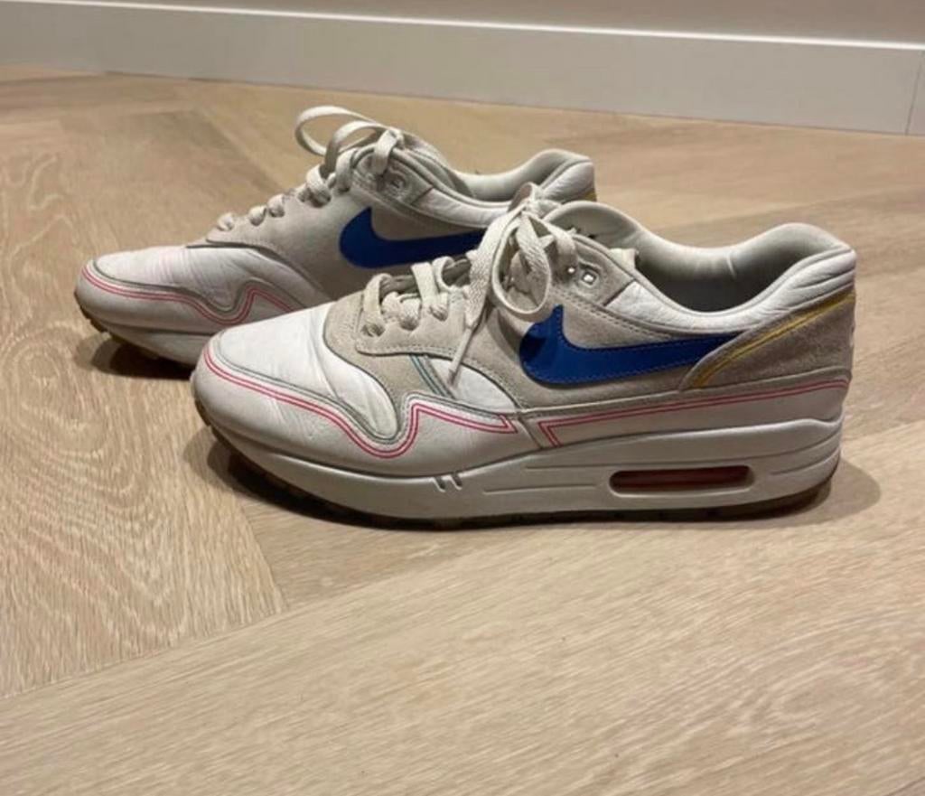 NikeAir max 1 Centre Pompo-dou by Day, Ophalen of Verzenden, Zo goed als nieuw