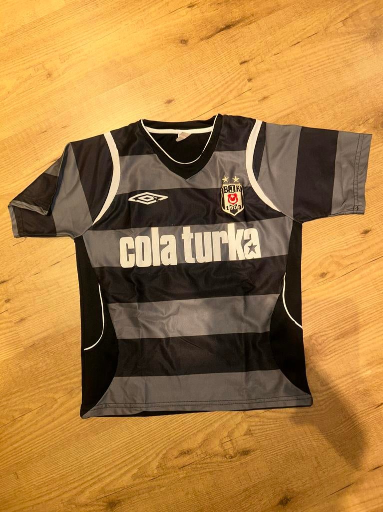 Kinder voetbalshirt Besiktas Turkije, Maat XS of kleiner, Ophalen of Verzenden, Gebruikt, Shirt